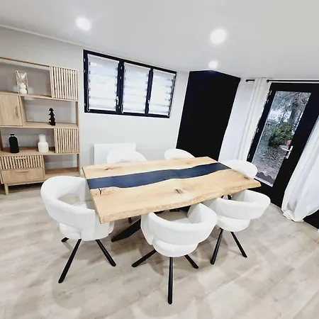 T3 De Prestige Rez-de-chaussee شقة